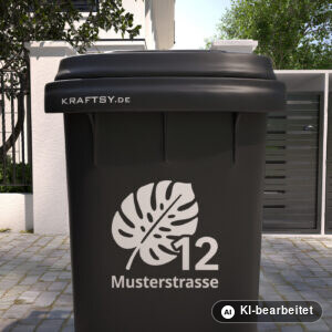 Mülltonnenaufkleber Monstera mit Straßenname und Hausnummer auf einer Mülltonne, Ansicht von vorne (Mit KI bearbeitet)